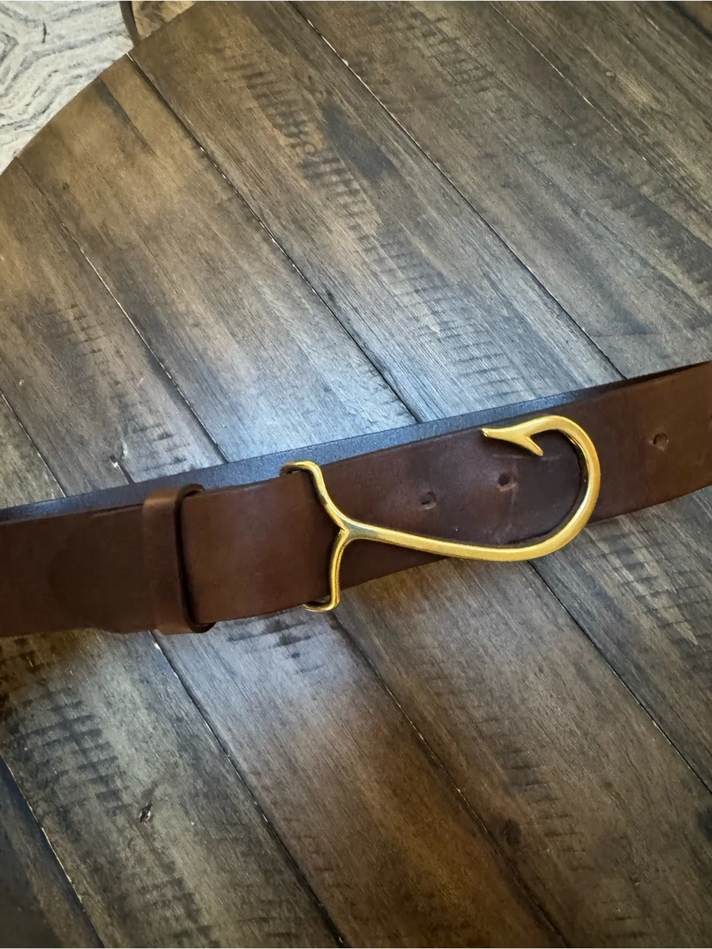 Vineyard Vines classic brown